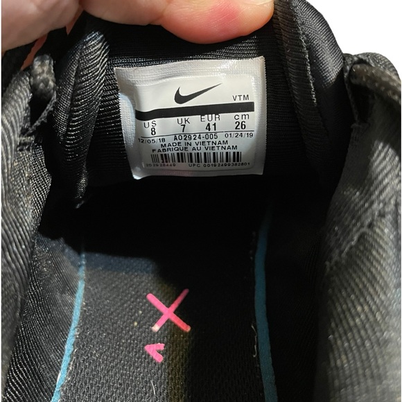 Air Max 720 'Black Pink Blast' Men’s Size 8 - Picture 8 of 9